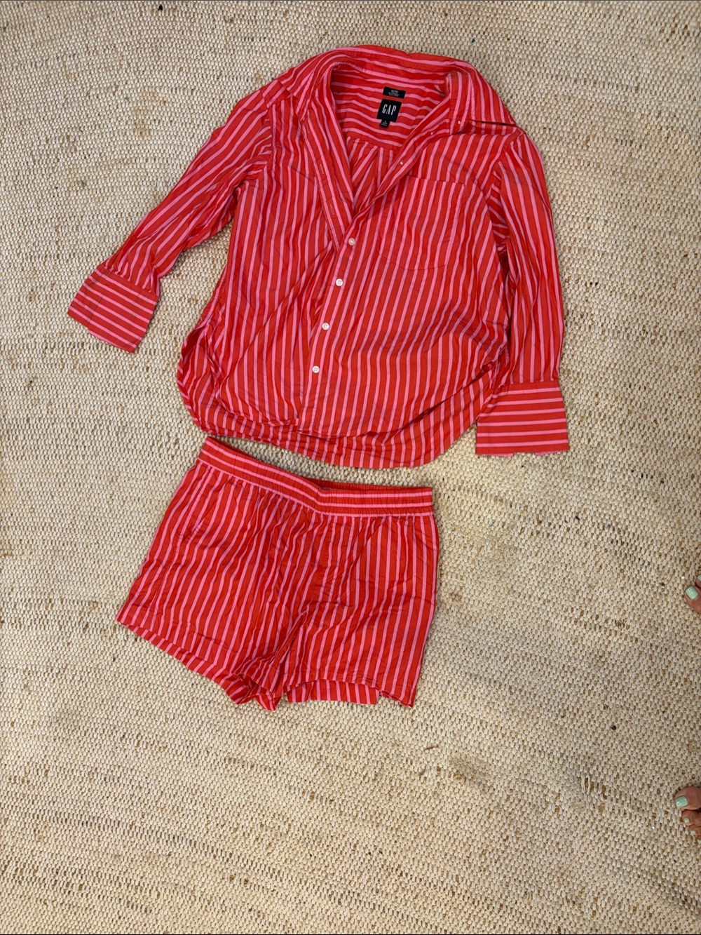 GAP Red and pink Striped Women's Shorts and Shirt Set- medium shorts/small shirt
